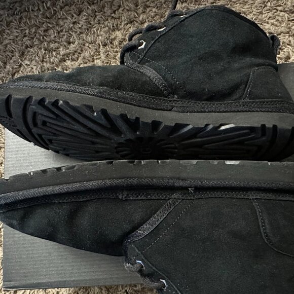 USED UGG Men\'s Neumel Suede Casual Black Boots main image 9